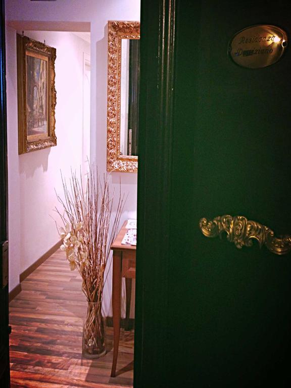 Bed and Breakfast Residenza Domiziano Рим Экстерьер фото